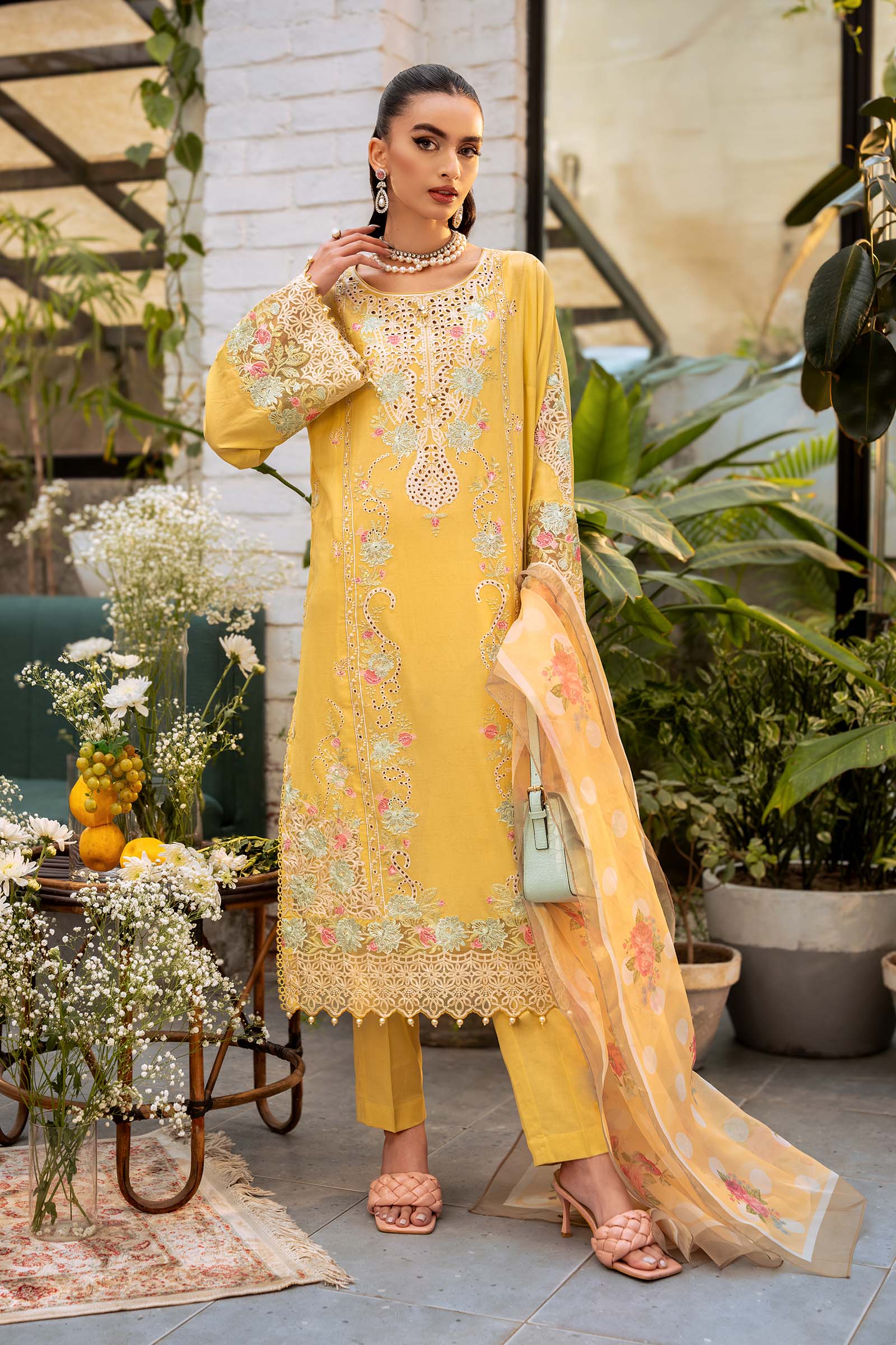 3 Piece - Embroidered Lawn IZ-03 | Maria.B (Stitched)